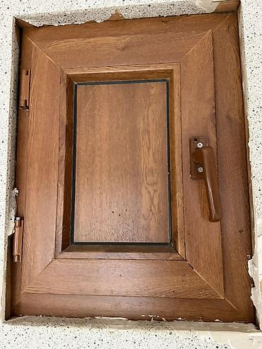 Plastik pəncərələr: PVC pəncərə və qapı dəsti 7 pencere (setkalari ustunde) + 1 qapi — 7