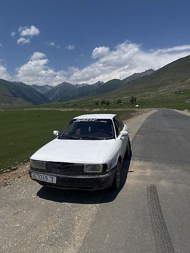 Транспорт: Audi 80: 1986 г., 1.8 л, Механика, Бензин, Седан — 2