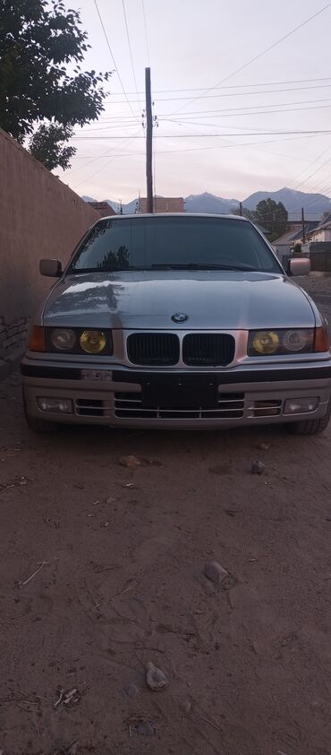 2 куб моно: BMW 3 series: 1991 г., 2 л, Механика, Бензин