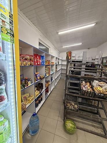 Аренда магазинов: Ж/м Ак-Ордо на перечечении ул.Биримдик-Шамшы Сдается продуктовый — 17