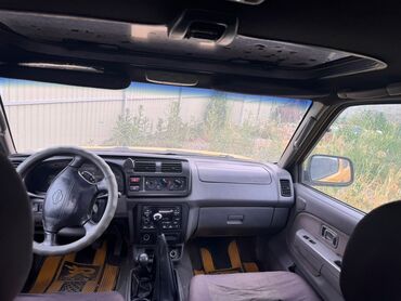 срочно продать машину: Nissan X-Terra: 2000 г., 3.3 л, Механика, Газ, Внедорожник