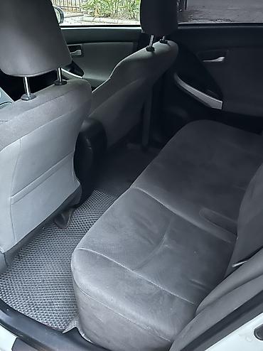 элекро авто: Toyota Prius: 2015 г., 1.8 л, Робот, Гибрид — 10