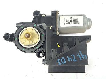 kostic auto vrbas: MOTOR PODIZAČA STAKLA ZA VOLKSWAGEN POLO OD 2001. DO 2010. GOD. | — 1