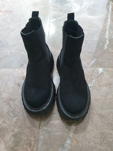ženske antilop čizme: Ugg čizme, bоја - Crna, 39