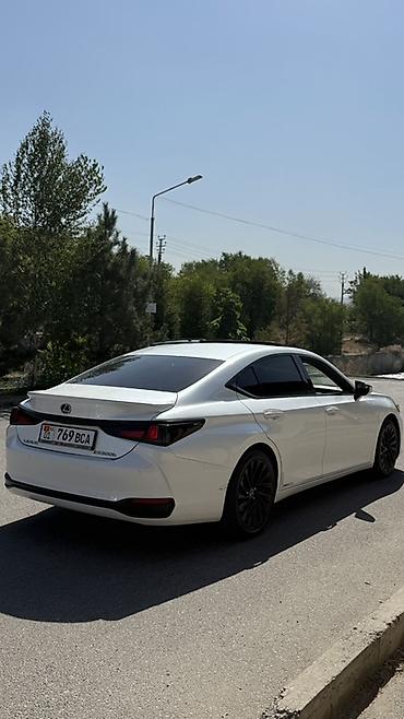 lexus es 300 2014: Lexus ES: 2019 г., 2.5 л, Вариатор, Гибрид, Седан — 5