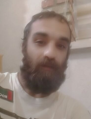 Aşpazlar: Satılır 37 yaşı var bütün yeməkləri bişirə bilir Paltar yuya bilir