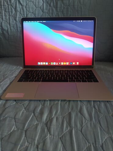 macbook air 2017: Intel Core i5, 8 GB, 13.3 "