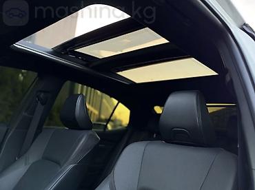 x5 bmb: Toyota Camry: 2025 г., 2.5 л, Вариатор, Гибрид, Седан — 4