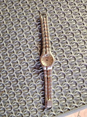 Aksesoari: Ženski ručni sat Rolex Oyster Perpetual sa metalnom narukvicom i — 3