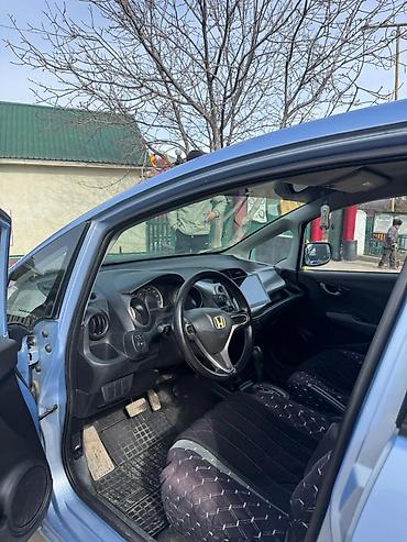Honda: Honda Fit: 2009 г., 1.5 л, Вариатор, Бензин, Хэтчбэк — 3