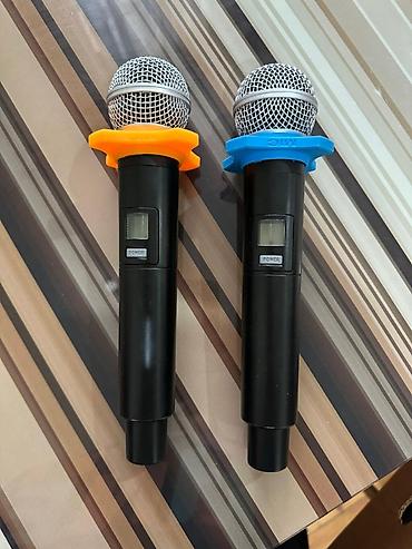 jbl monitor: Səs və işıq avadanlığı komplekti Tərkib: - 2 ədəd simsiz əl mikrofonu — 4
