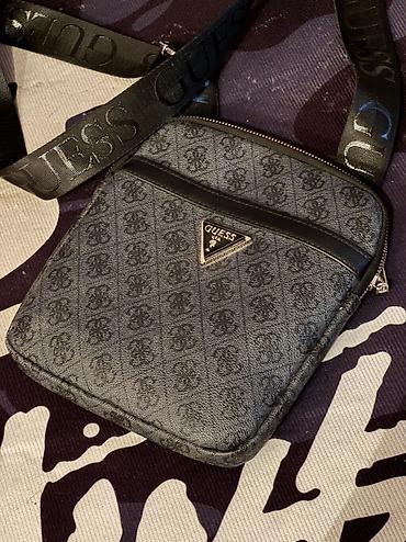 Сумка через плечо Guess