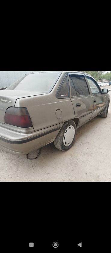 Daewoo: Daewoo Nexia: 2003 г., 1.6 л, Механика, Бензин, Седан