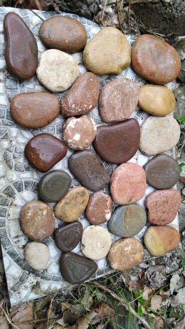 Dekorativ daşlar: Hər cürə dawlarin,satiwi əsasən çay daşları istədiyiniz formada — 4