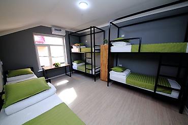 Посуточная аренда комнат: 400 м², С мебелью — 4