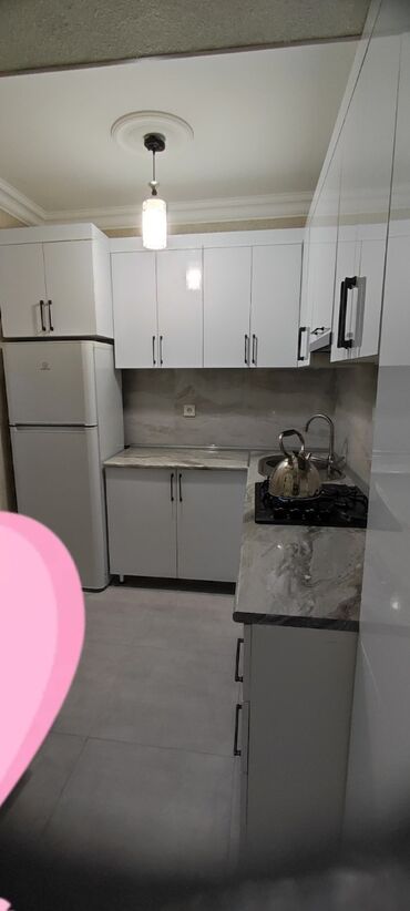 Uzunmüddətli kirayə mənzillər: 2 otag 65 kv menzil yeni temir olub butun ewyalar yenisi ile evez — 8