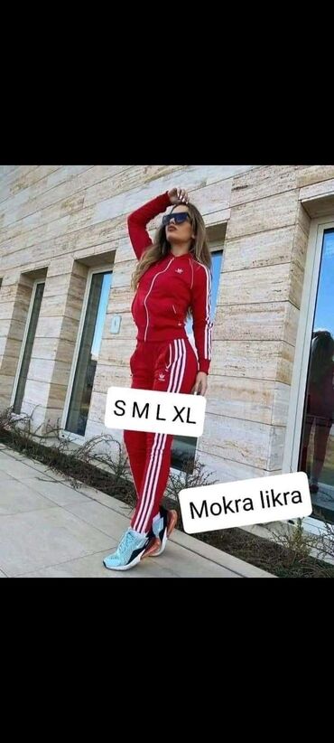 Gornji i donji deo: Zenska komplet trenerka mokra likra
 S M L XL 2XL
 Cena 3000din — 6
