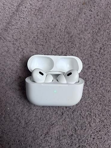 airpods pro 1: Pro 2 type c elimyandi satiram bele qiymete tam iwlekdi prablemsiz 😉 — 4