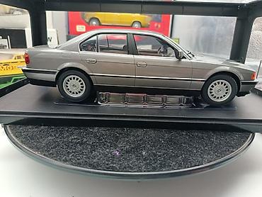 skripka 43: BMW, 2026 il, 1:18, Dəmir, Ünvandan götürmə — 9