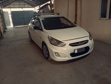 хюндай грандиор: Hyundai Accent: 2013 г., 1.6 л, Механика, Бензин, Седан
