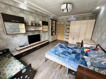 квартира маладой гвардия: 3 бөлмө, 75 кв. м, Сталинка, 3 кабат, Евроремонт