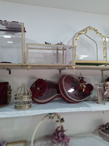 Toy aksesuarları: Toy və nişan üçün zərif hədiyyə/nişan səbəti və vitrin dəstləri - — 2