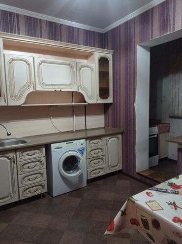 сдаю квартиру в бишкеке на долгий срок: 1 бөлмө, Кыймылсыз мүлк агенттиги, Чогуу жашоосу жок, Толугу менен эмереги бар