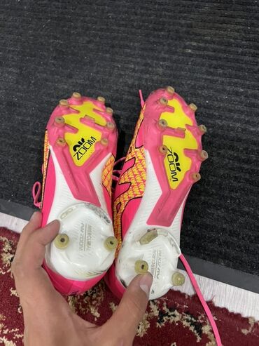 сколько стоит фаберже чёрная вдова: Футбольные бутсы Nike: 1) Nike Mercurial Air Zoom (розовые) - Серия