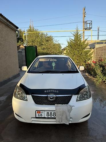 Toyota Allex: 2003 г., 1.5 л, Автомат, Бензин, Хэтчбэк
