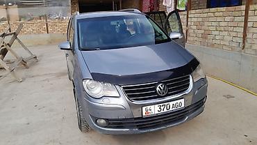 Volkswagen: Volkswagen Touran: 2008 г., 2 л, Робот, Дизель, Минивэн — 1