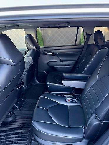 Toyota: Toyota Highlander: 2023 г., 2.4 л, Автомат, Бензин, Кроссовер — 8