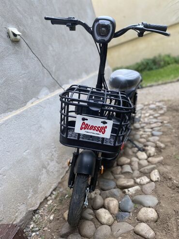 Ostali motocikli i skuteri: Elektricni skuter nov uzet pre 2 dana Moze zamena za motor/skuter do