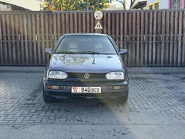 багаж гольф: Volkswagen Golf: 1996 г., 1.8 л, Механика, Бензин, Хэтчбэк — 1