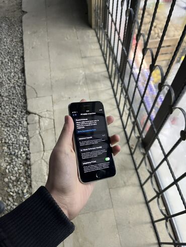 Apple iPhone: IPhone SE 2020, 128 GB, Ağ, Barmaq izi — 5