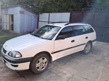 Toyota: Toyota Avensis: 2000 г., 1.8 л, Механика, Бензин, Универсал