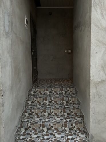 Kirayə torpaq sahələri: 6 sot Tikinti, İşıq, Kanalizasiya, Qaz — 17