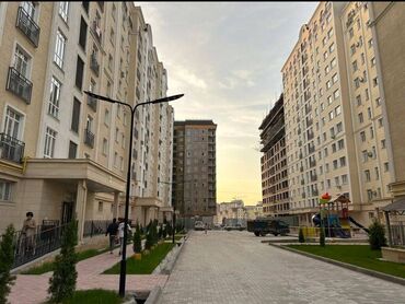 гостевой дом чолпон ате: 3 комнаты, 94 м², Индивидуалка, 12 этаж, ПСО (под самоотделку)