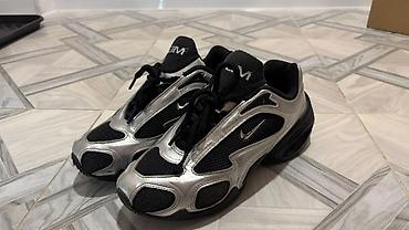 женский красофка: Кроссовки Nike AIR MUSE(модель FV1920), размер US 8 / EU 39 / см 25 / — 3