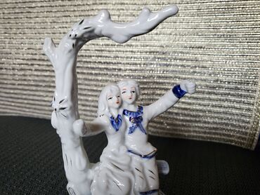 Figure: Figura, bоја - Šareno, Novo — 3