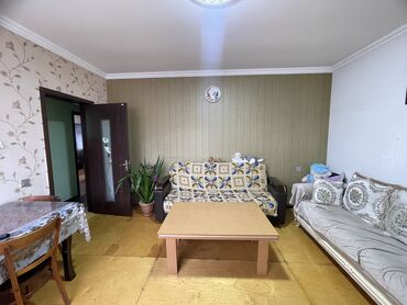 Həyət evləri və villaların satışı: 3 otaqlı, 70 kv. m, Orta təmir — 6