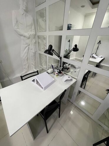 сдается готовый бизнес: Маникюрный стол сдается в студии красоты всего за 5000 сомов