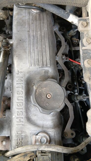 Mitsubishi: Mitsubishi L200 pikap – ikicərgəli kabin, arxa bortlu yük yerinə — 7