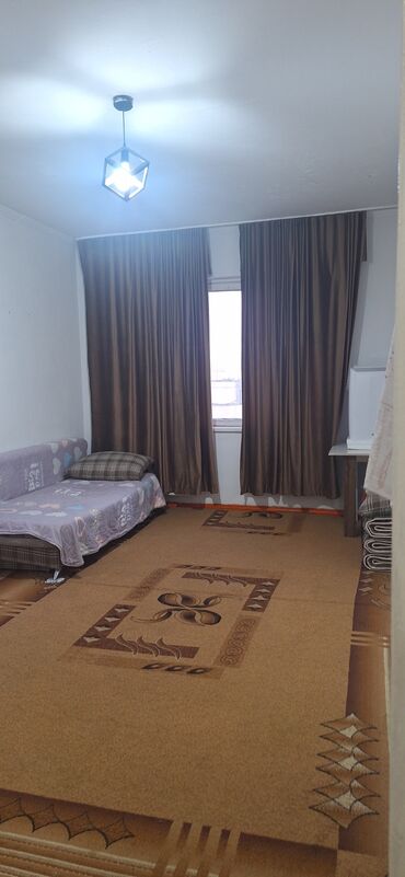 квартира за 30000 долларов: 1 комната, 35 м², Индивидуалка, 12 этаж, Старый ремонт