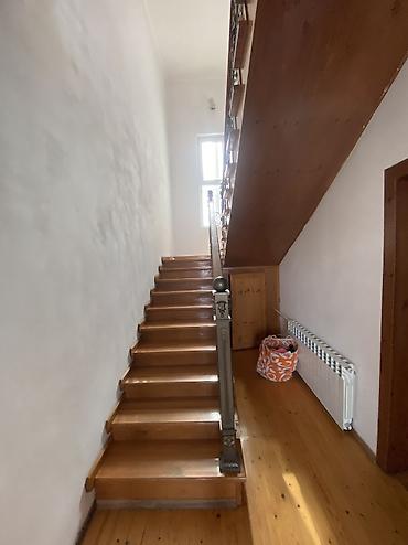 Продажа коттеджей и домов: 6 комнат и более, 250 м², 8 соток, Бишкек, Арча-Бешик ж/м Собственник — 15