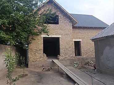 Продажа коттеджей и домов: Дом продается. Ала-Тоо 2. 5-сотиг. 2-этажный. центральный канализация — 2