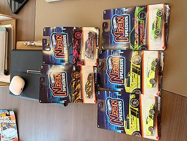 mx 49: Hot Wheels die-cast kolleksiyası – açılmamış blister qablaşdırmada — 2