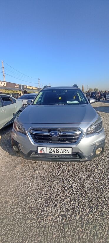 срочно продаю в связи с переездом: Subaru Outback: 2018 г., 2.5 л, Вариатор, Бензин, Универсал