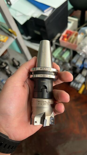 Digər alət dəstləri: CNC və torna freze üçün karbid kəsici ucluqlar və freze başlığı - — 4