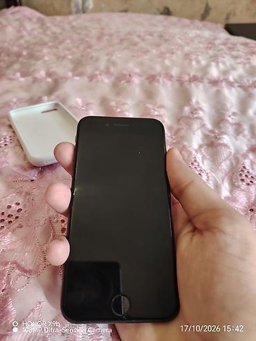 iphone duba: IPhone SE, 64 GB, Qara, Barmaq izi — 6