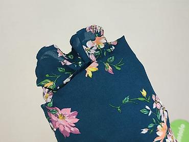 dekolt typu halter: Bershka, Bluzka damska, rozmiar S — 6